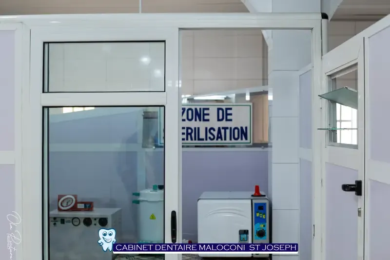 Zone de stérilisation du cabinet dentaire